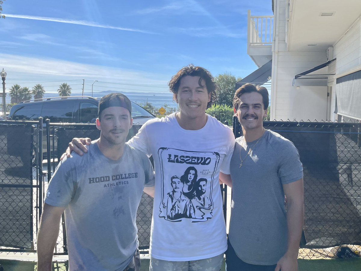 Fun to see @_tj2 and @billyTHEskiddd helping @christophtroye with the off-season grind! Always good to connect with @UCSB_Baseball alums. #ProChos