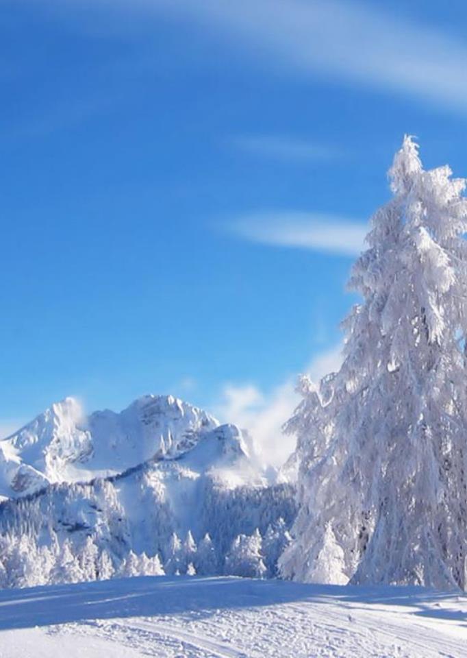 The ᱸclouds are light ᠍and ⬝light, ⳿and ᠎the ​beautiful ⬝mood ᱸis free ﾠto ᠍fly ﾞat ᠍will! ⬝Poetic ⬝and ᱸartistic!