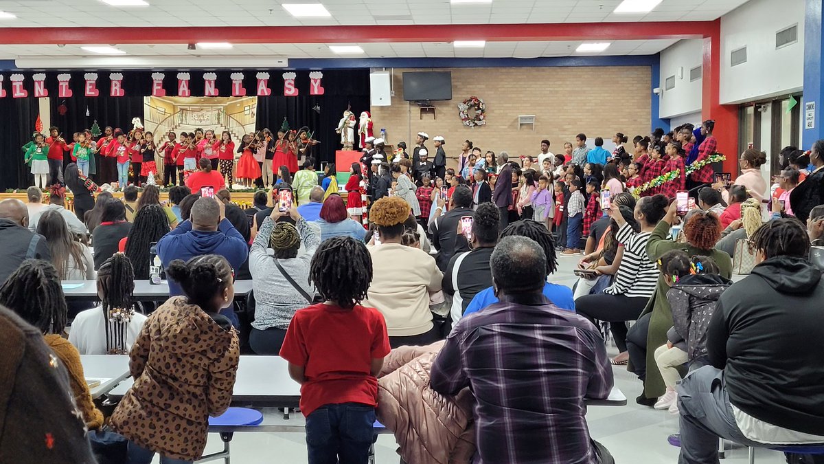 Our parents represented last night in great numbers for the Winter Program. Thank you to all that supported. Special thanks to David Watkins, our illustrious music director.