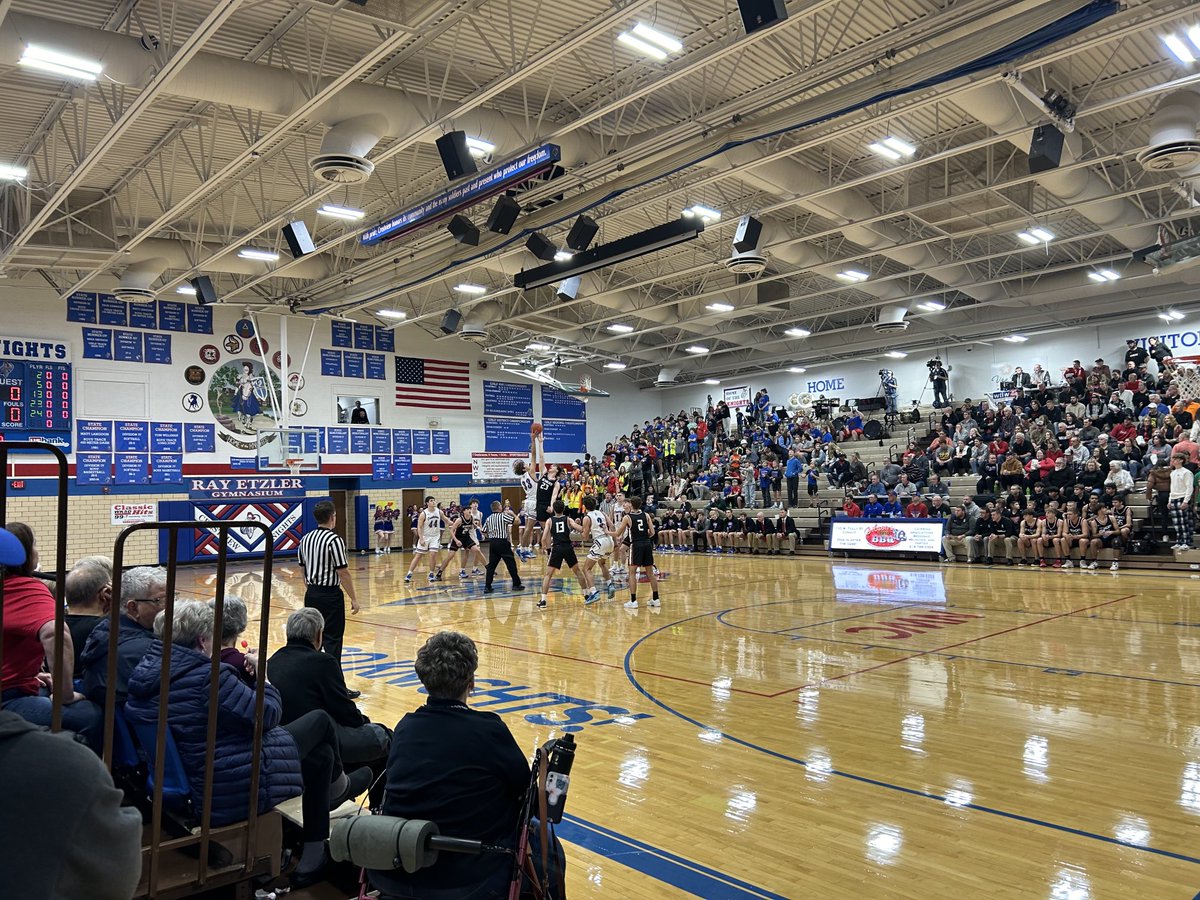 Spencerville 25 Crestview 20 at the half ⁦⁦<a href="/nwcsports/">NWC</a>⁩