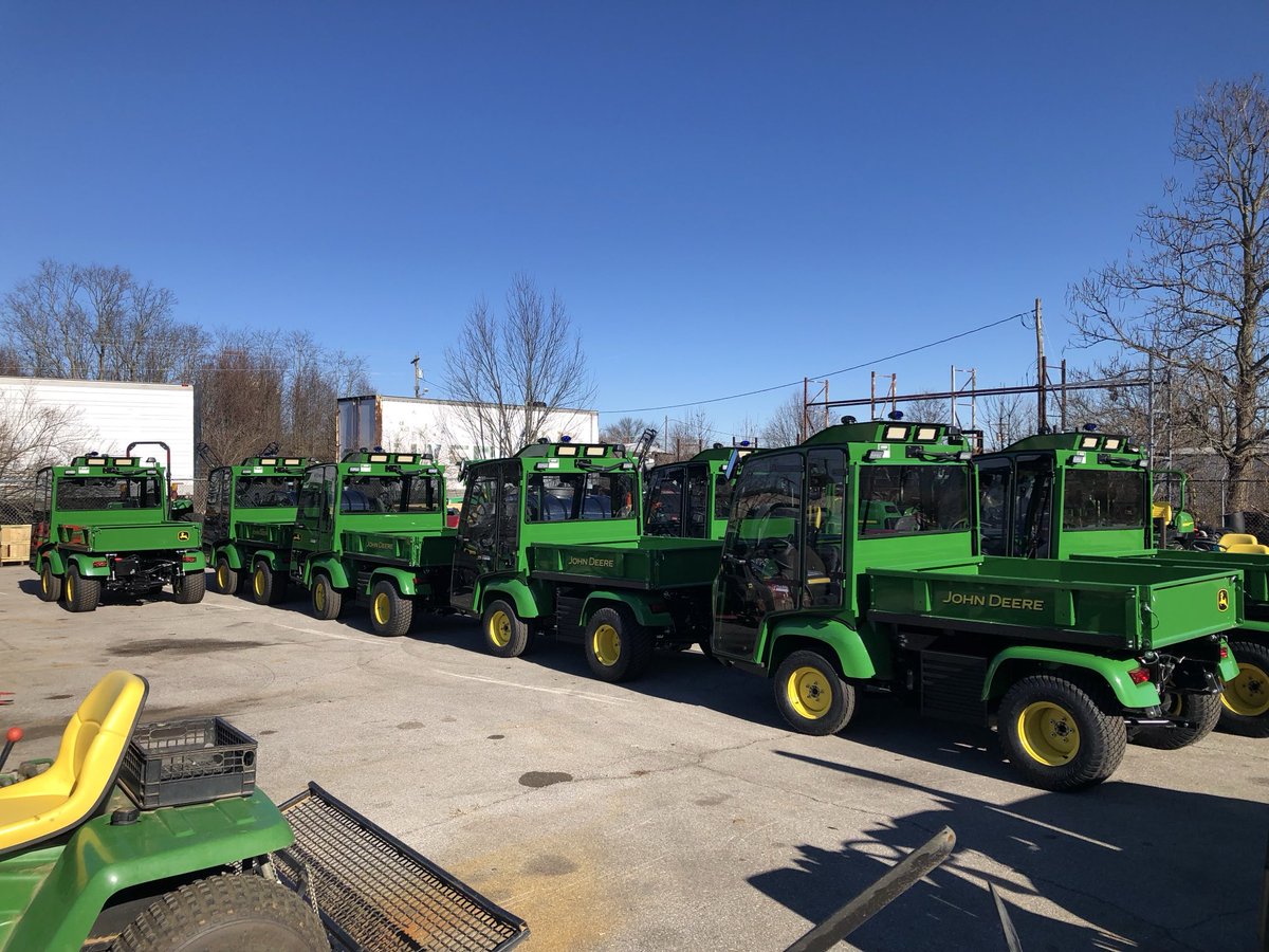 On Dasher, on Dancer, on Prancer, on Vicon, on Comet, on Cupid, on Donner and Blitzen….The Heard have been rounded up and are ready for Santa’s Sleigh for a busy week of deliveries. Making this Season Bright!!! TGTB
⁦@BeardEquipGolf⁩ ⁦@Greenturfguy1⁩