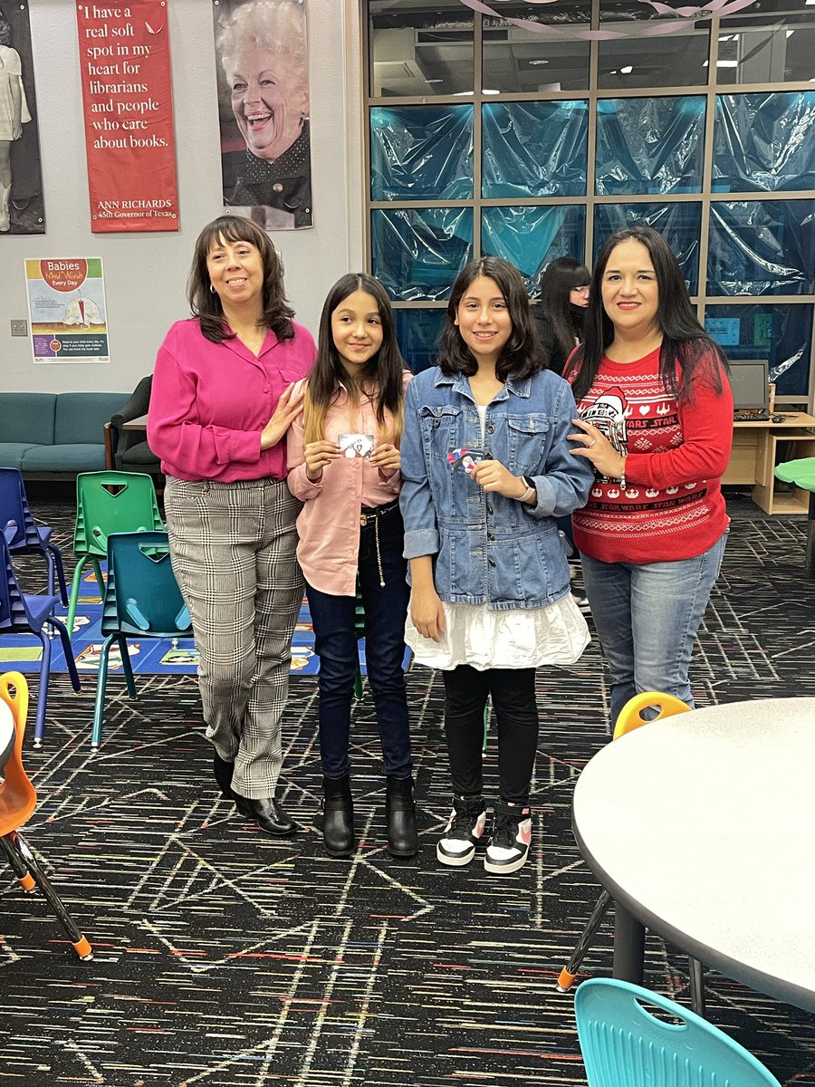 Congratulations to Antania M. for receiving 1st place & Arantza M. for placing 2nd in the Sergio Troncoso Reading Challenge. So proud of our Wildcats. @Presa_Wildcats @YISDLibServices @AlexCamack @Banegas19Wendy @BrendaChR1 #WeArePresa #THEDISTRICT #IndianPride