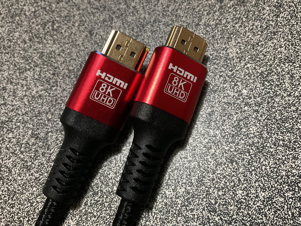 c200p300's tweet image. 進化するHDMIケーブル
SKW HDMI 2.1 ケーブル
48Gbps超高速
8K@60Hz/4K@120Hz/2K@144Hz対応
最初出た 頃は
ハイビジョン対応でも
ビックリしてたのに
映像の 仕事をしてたから　
この進化に
本当にびっくりです 凄い
48Gbps ですよ～(^^♪
#HDMIケーブル
#48Gbps
#8K@60Hz/4K@120Hz