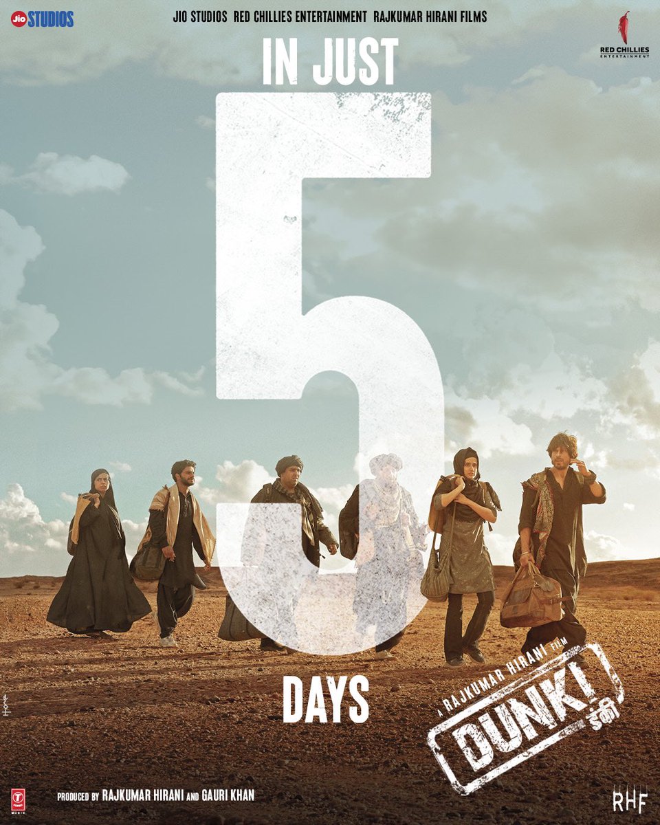 iamsrk's tweet image. Nikle the kabhi hum ghar se… 
bass 5 dinon mein cinemas pahoch jayenge! 
Aap bhi apno ko lekar gharse nikal jaana. 
21 ko milkar humari picture dekhne aana.

5 Days to go for #Dunki