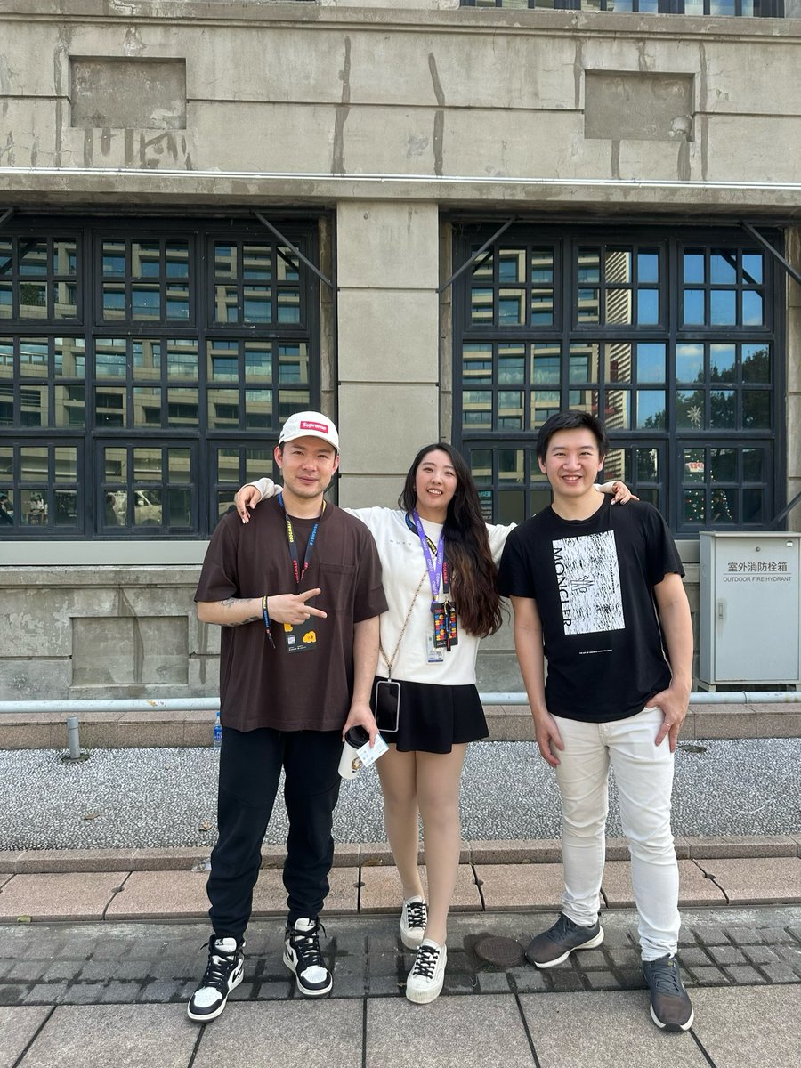 幸運拉菲可以同時左擁右抱 @coocolab @Harryleemedia 實在太幸福💜
@TaipeiWeek #TBW2023