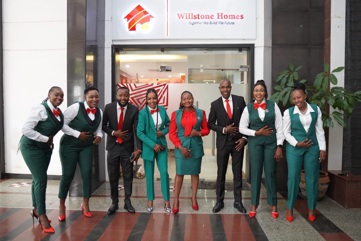WillstoneHomes's tweet photo. The day is finally here, Windsor Ridge 2 Handover ceremony!

#willstonedelivers
#13thhandover
#35newhomeowners https://t.co/RZXQwGU2zA