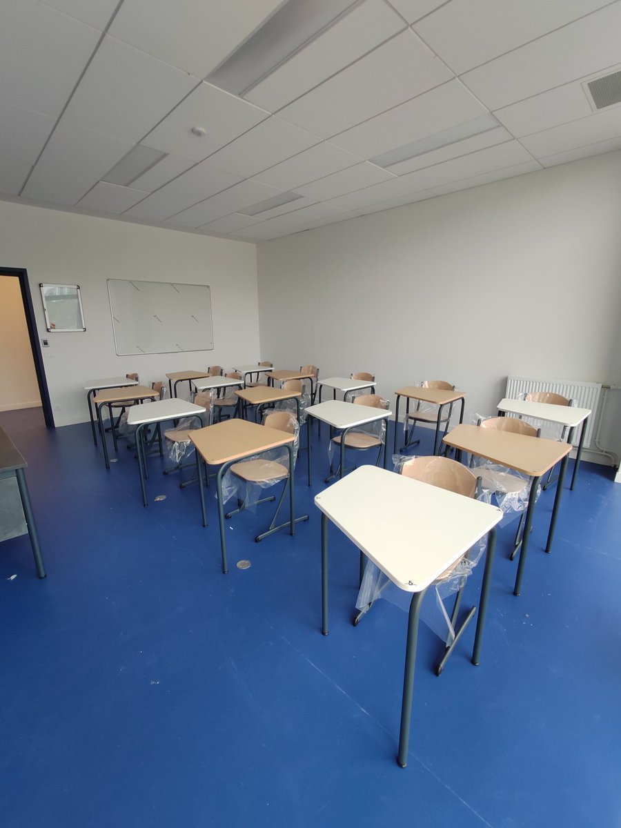 ClineLEBERT73's tweet photo. Grand destockage chez IA France (Voglans) de tables et chaises flexibles du Programme 3.4.5 à prix très doux. Prenez vite rdv il n'y en aura pas pour tout le monde 😁 https://t.co/DTetxGHgDL