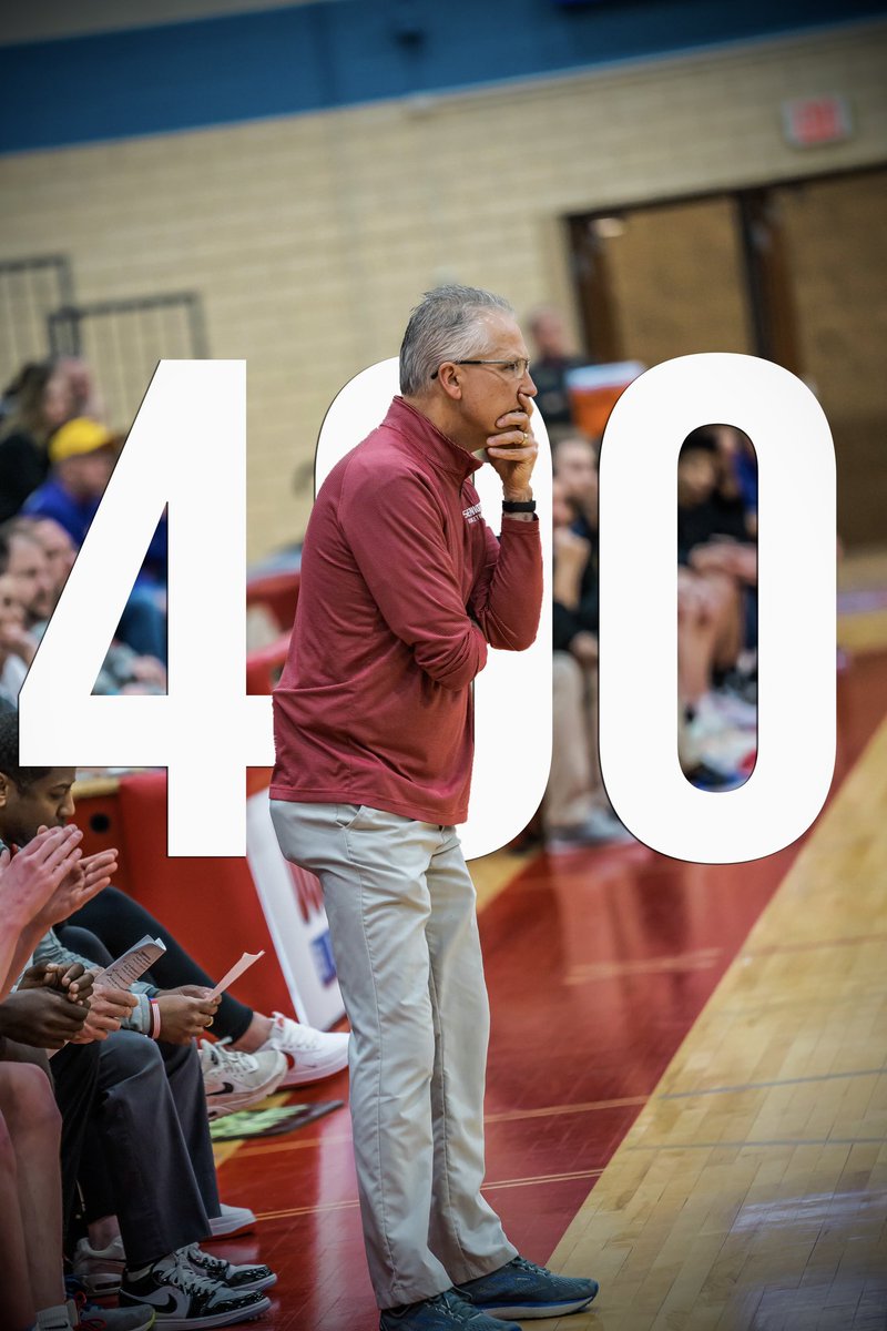 4️⃣0️⃣0️⃣ career wins for Dubuque Senior Head Coach, Wendell Eimers. #RamFam  🏀