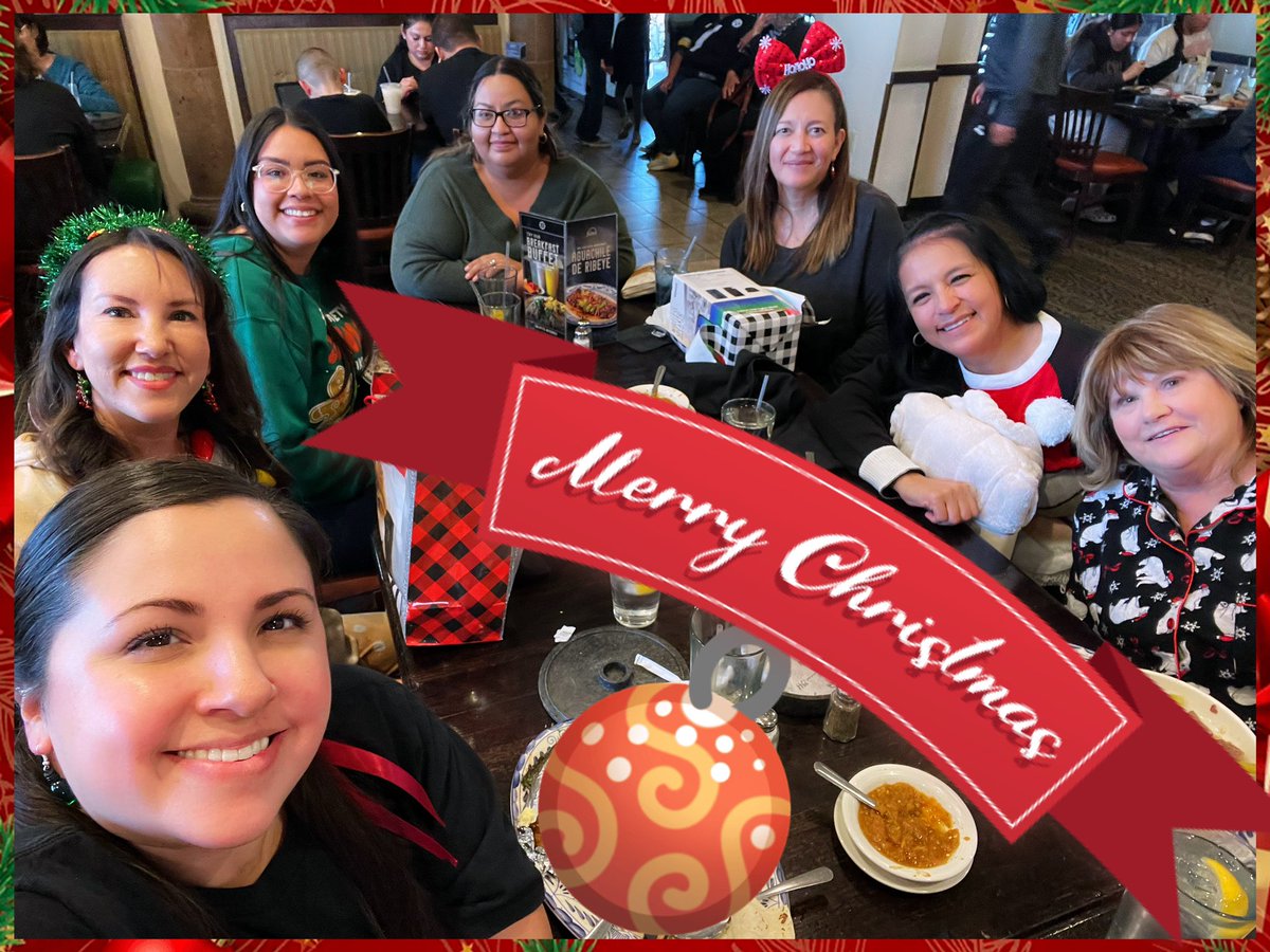 Merry Christmas from our Crew! ❤️💚🤍🎄 <a href="/PurpleHeart_ES/">Gloria Aguirre</a>
