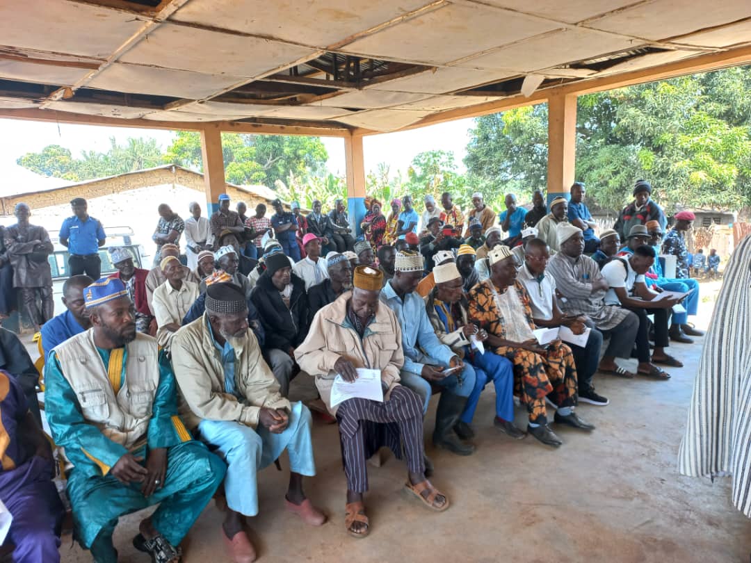 Thursday 14th Dec 2023: @ECsalone facilitated Stakeholders Engagement at Mongo Bendugu Town for the Upcoming chieftaincy #election in Mongo Chiefdom, Falaba district, #SierraLeone.