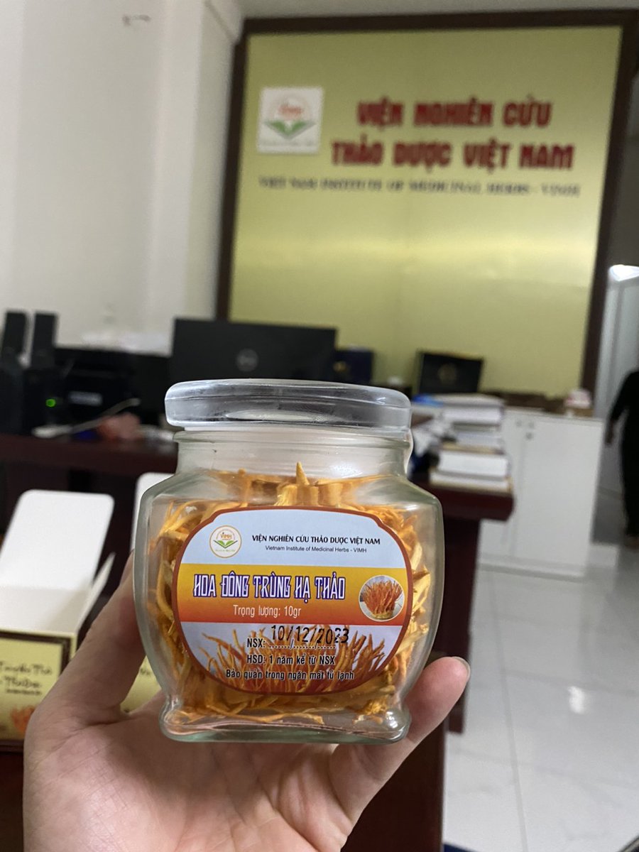 Vien_Thao_Duoc's tweet image. Sản phẩm được nhiều người mua nhất năm 2023‼️

#viennghiencuthaoduocvietnam #vienthaoduoc #vimh #cordycepsmilitaris #đông_trùng_hạ_thảo_viện_nghiên_cứu_thảo_dược_việt_nam