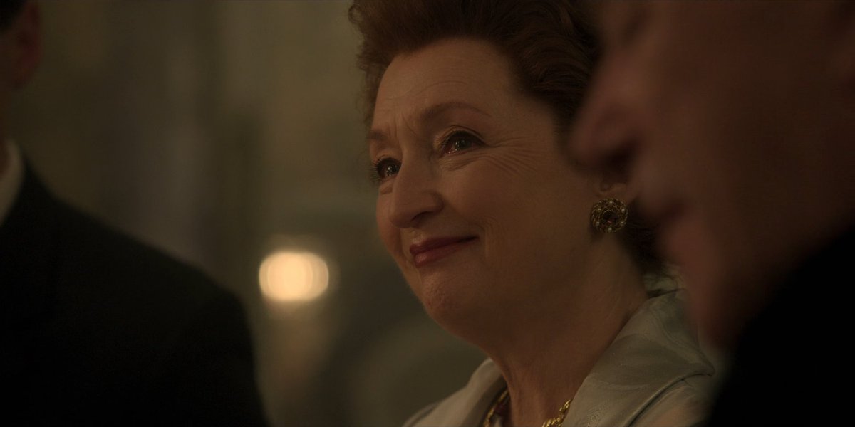 #TheCrown Season 6 Episode 8 'Ritz' is one of the best episodes of the entire series. Elizabeth and Margaret— the pride and joy. Lesley Manville is heartbreaking.