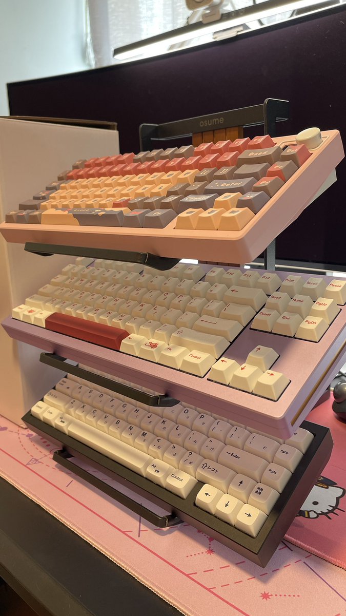 TypeTheKeyboard's tweet image. My @osumekeys 3 tiers keyboard shelf, lovely！