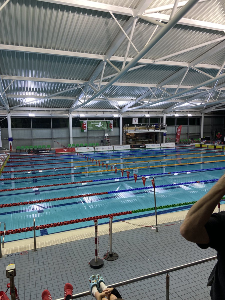 Good luck@to all@our swimmers competing at the <a href="/SwimWales/">Swim Wales</a> winter champs this weekend. Day 1 complete. Some  great swims pbs and finals. Well done team. Day 2 not far away. Let’s bring it. 💪👊🙌