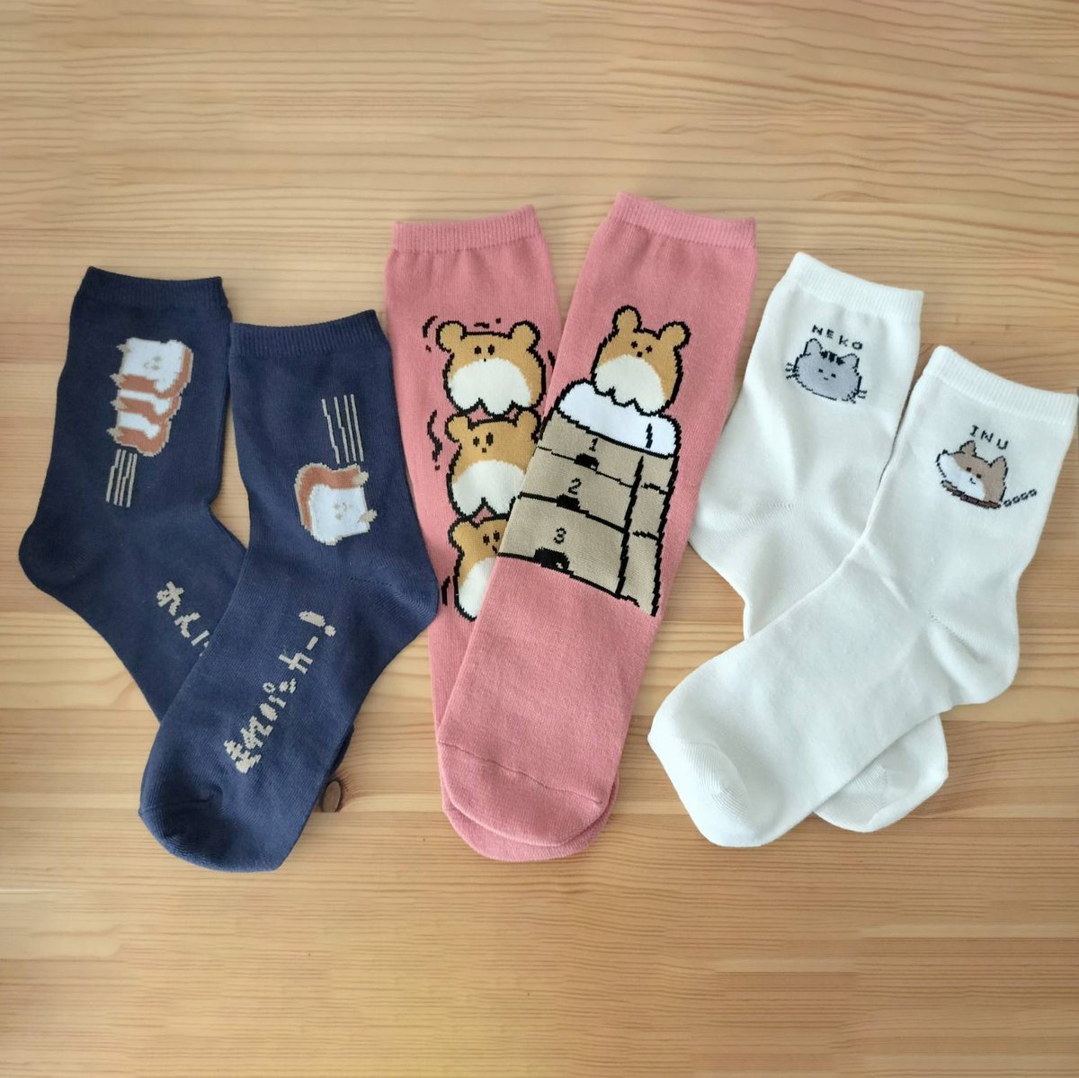 DAISOの靴下 お知らせ】 告知解禁になったのでお知らせさせていただきます！ 11月