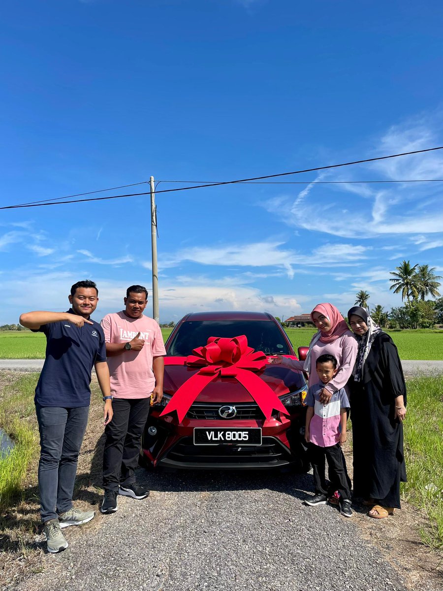 gChntl_'s tweet photo. Alhamdulilah mostly client yang order perodua dengan suami i dalam seminggu dua mesti kereta dah ready🥰🤲🏻

Tu yang client happy sangat tu. Sampai orang utara pun ada submit order🤲🏻

Syukur Alhamdulillah https://t.co/CJwDyJegsQ