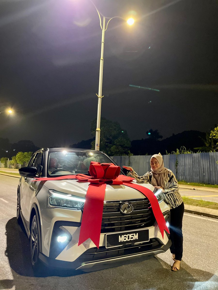 gChntl_'s tweet photo. Alhamdulilah mostly client yang order perodua dengan suami i dalam seminggu dua mesti kereta dah ready🥰🤲🏻

Tu yang client happy sangat tu. Sampai orang utara pun ada submit order🤲🏻

Syukur Alhamdulillah https://t.co/CJwDyJegsQ