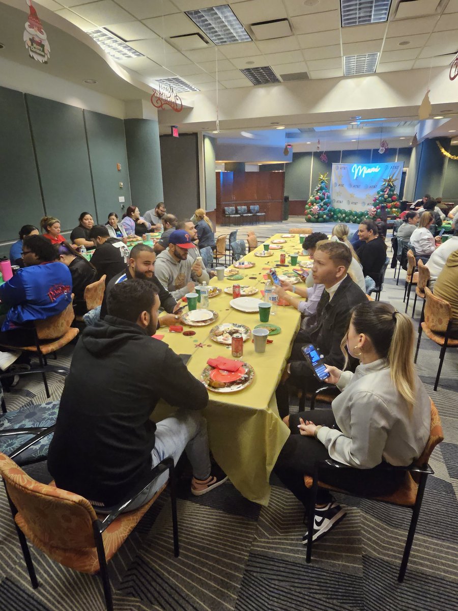 mrsherd2015's tweet photo. MSS Christmas party. #lifeatATT #MBCgoodstuff @AlainMss @TonySmith4Sales @estibalizhv @TheIvanLacayo @DannyL_MiamiMSS @banks_dvb @JackieMorenoMSS @reich_lugo @MiMiSandoval22 @LeidyMary14 @AndrewJPMiami @PedroMSSMiami @AlanGar537 @JulioFumero3 @JordiLima https://t.co/NduLzD2Gpx
