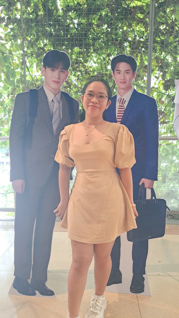 filopolcas's tweet photo. You may take photos with our Karan and Achi standees here at the 2nd floor of NFT 🍒✨ 

Thank you @tingtawan for the standees! 💙💕

Please use the hashtag when you post~ Let's have a MAGICAL #BELUCA1stFMinManila 🪄✨
#เตนิว #CherryMagicTH https://t.co/kWioG978Fb