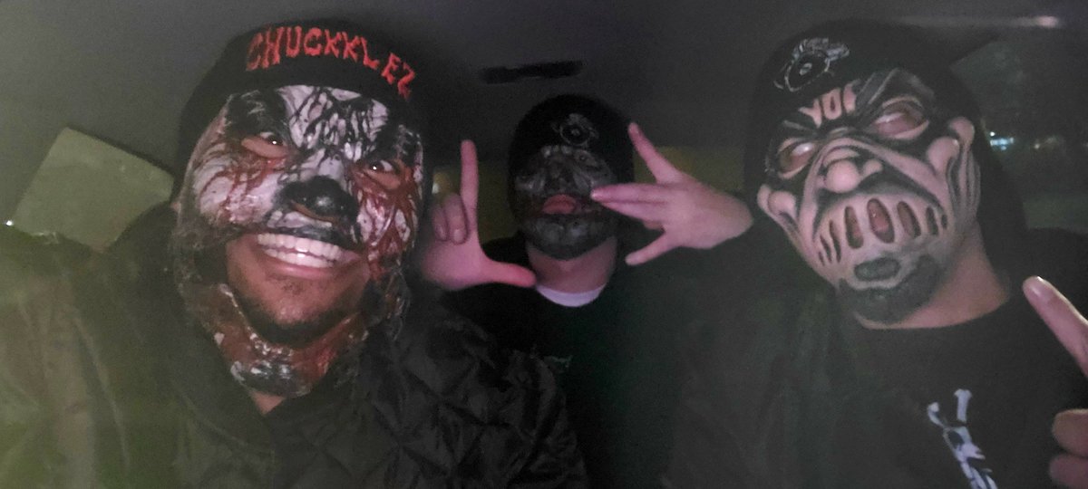 It's always Mask Gang when you're reppin it with your brothers in arms, Dano Da Zombie & @official_ir8. Let's give em' that sickness at #BlackXmas. 

🩸👹😈👆🏾👹🩸