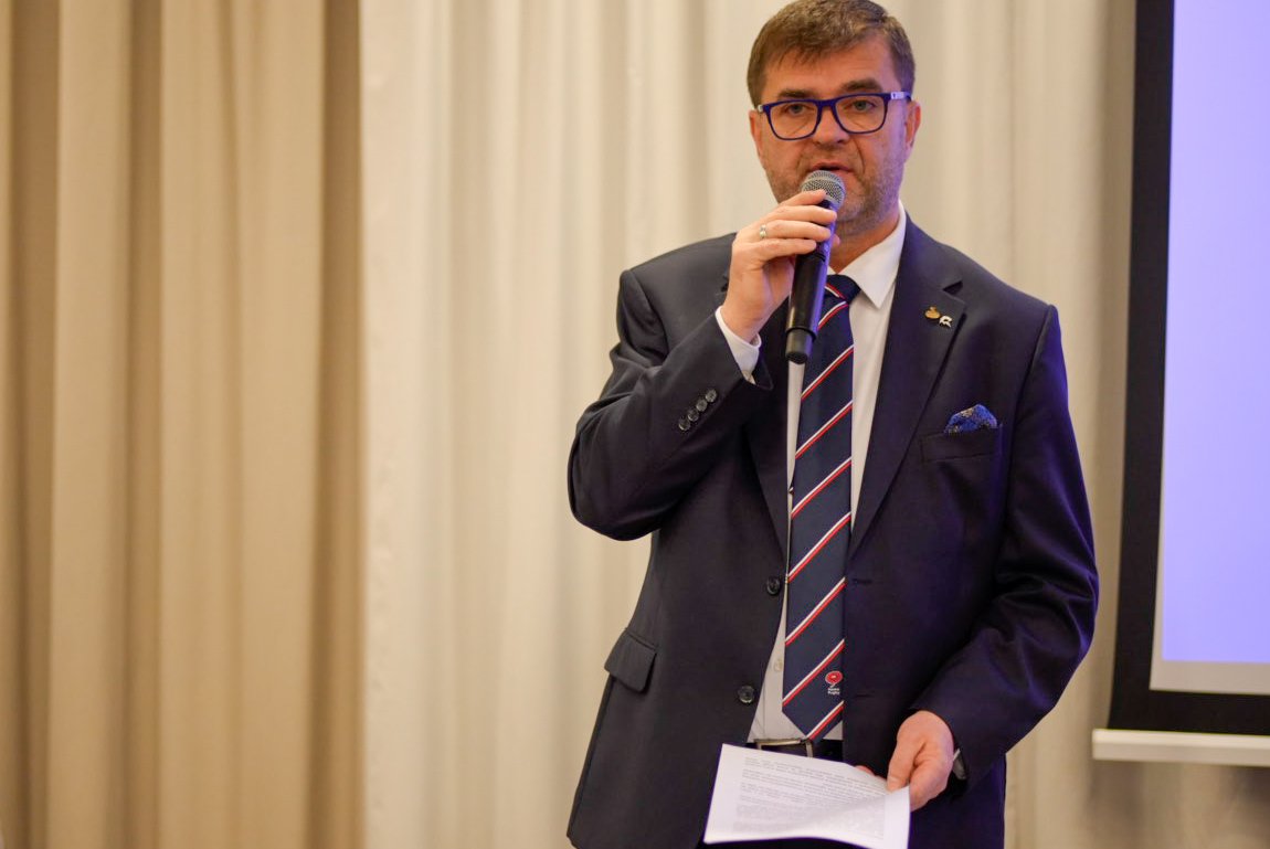 Dariusz Olszewski tweet media