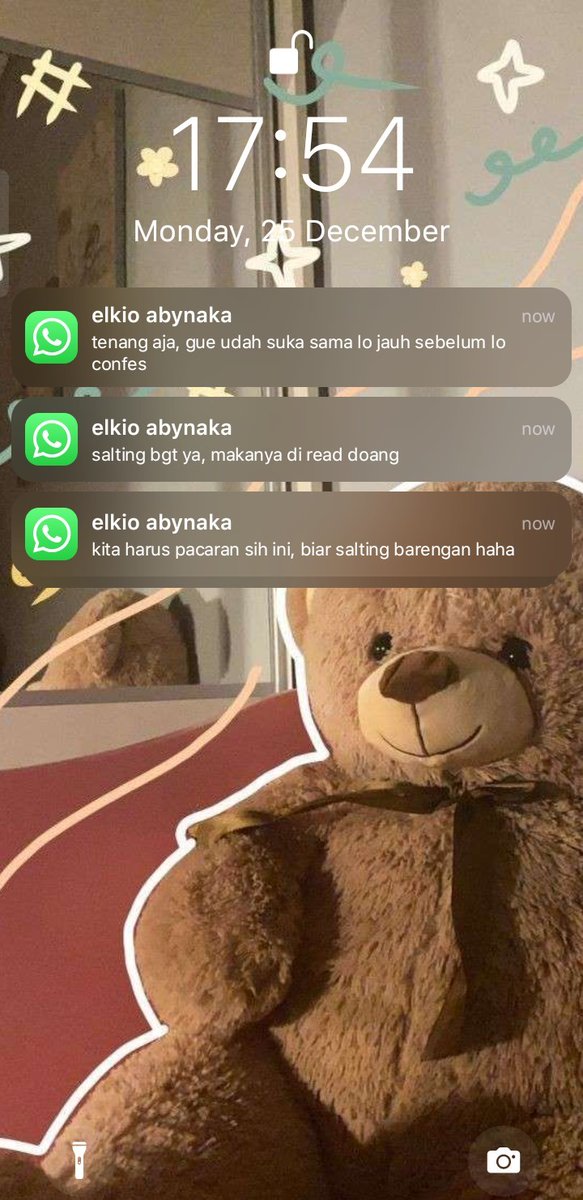 snowchea's tweet image. ; both have a crush

— a lee jeno au, by snowchea.