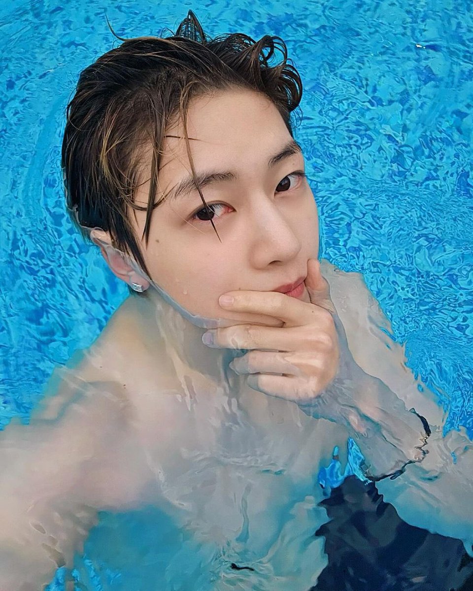 CHAETOKKl's tweet photo. IM IN SHAMBLES … NO ONE TALK TO ME RN https://t.co/XVcz49BlrB