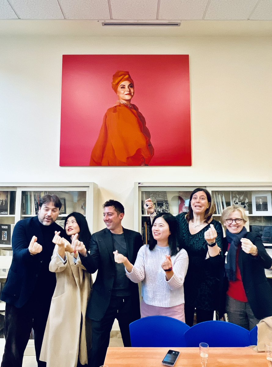 #DiariodiSiena
#ЩоденникiзCiєни
#UndiariodeSiena
#ADiaryfromSiena
#EinTagebuchausSiena

#시에나의일기
#undiarideSiena
#дневникизСиены
#シエナからの日記
يوميات سيينا
锡耶纳日记 

#SalaLetturaUnistrasiMichelaMurgia

🫰cuore coreano