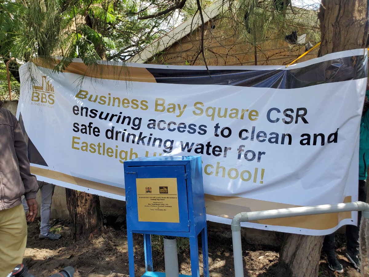 MuneneODG's tweet image. Eastleigh High, with 1100 day scholars, used to struggle with unreliable water access. This borehole, pumping 4000 liters per hour, is a game changer!.
@Mpyusufhassan @Kenyans @dalmarYHA @bbsmallnairobi
#BBSMall
#CSRForBBSMall