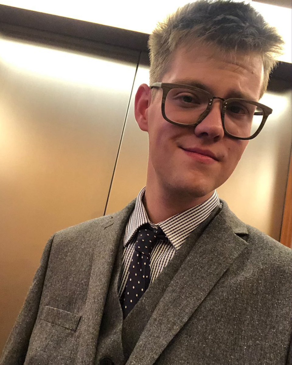 specscartuk's tweet image. Come recent images of our customers looking amazing in their new glasses!

Which shape would you go for #roundglasses or #rectangularglasses?

#aframeforeverygame