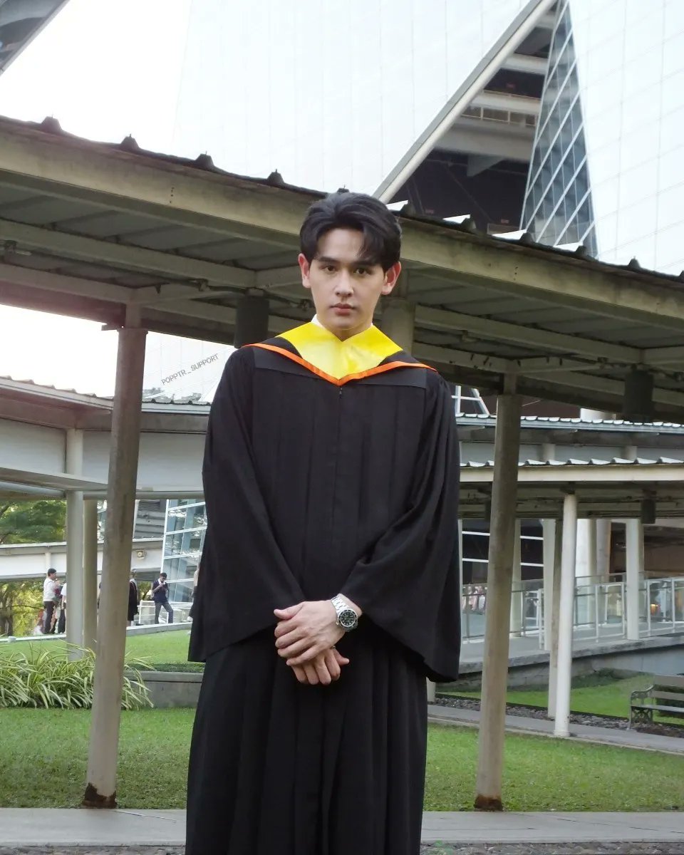 popptr_support's tweet photo. คุณบัณฑิต ที่มี อินเนอร์ เป็น วินเนอร์
#GraduationDayWithPopptr
#POPPTR
@poppataraphol https://t.co/tN5TdnSlvG