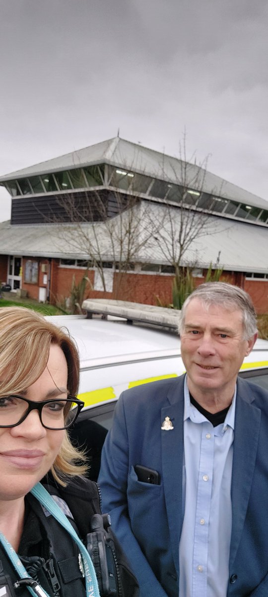 HadleighPolice's tweet photo. Yesterday I met with District Cllr Derek Davis for the Shotley area, he was a fantastic tour guide and I met the dedicated volunteers who run the mobile library at the village hall. Lots on offer for local residents. Tot Rocks, Care & share lunch, Zumba and crafts.
PC Kate #pc582 https://t.co/VkjC9Pu0dp