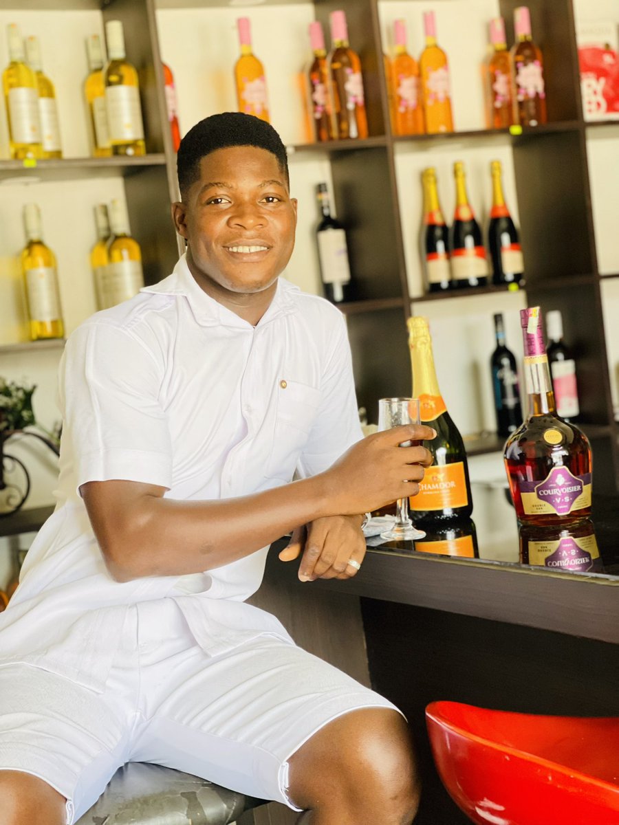 Blogger_abakah's tweet image. Leave all your troubles and worries in the past and have a wonderful weekend ahead 😊 #bloggerslifestyle 

#bloggerabakah