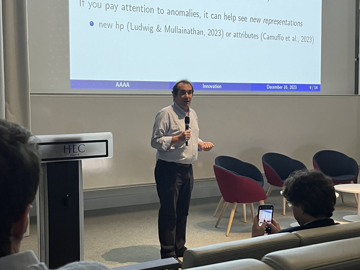 Alfonso Gambardella (@agambardella61) Prof. of Corporate Management at @Unibocconi discussing the role of theory in Al-driven innovation. #AlResearch #Innovation #HiParisCenter