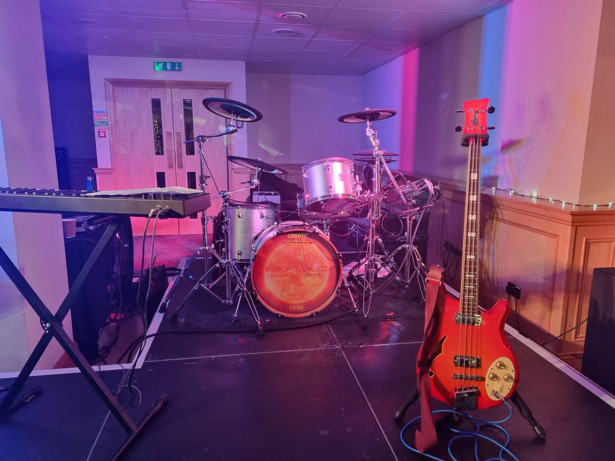 Had a blast playing with The Wishlist last night at Notts County football club, for their lifeline Christmas party. Dance floor was packed from the first number.
 #rockwiththeott #christmas #livemusic #jobekydrums #pellwooddrumsticks #drummersofinstagram #drums #thewishlist