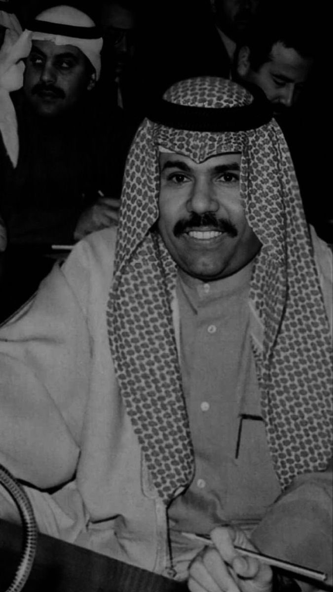 اللهم اغفر له وارحمه وعافه واعف عنه وأكرم نزله ووسع مدخله واغسله بالماء والثلج والبرد ونقه من الذنوب والخطايا كما ينقى الثوب الابيض من الدنس 

 #الشيخ_نواف_الاحمد_الصباح