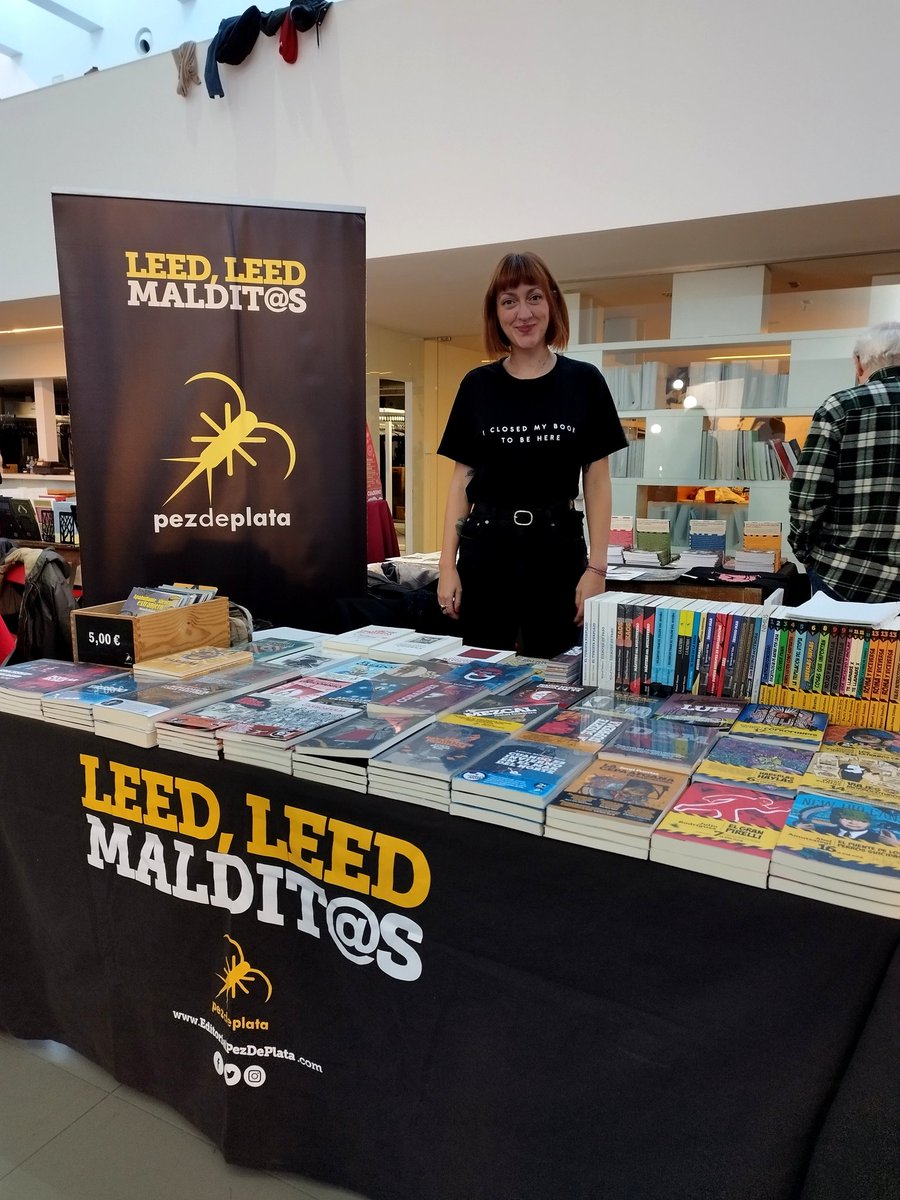 pezdeplata's tweet photo. Finde de Labshop y Mercazoco. 💖💖
#labshop #mercazoco #navidad #navidadenasturias #booksforchristmas #pezdeplata https://t.co/rzfhu24jtD