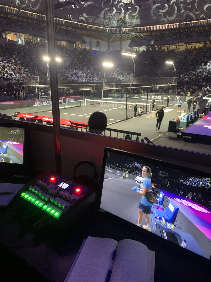 Semi-finals today at the #WPTMasterFinal

Attendance record for professional set to be broken today at the Palau Sant Jordi. Over 15.000 people in the stands 😮‍💨