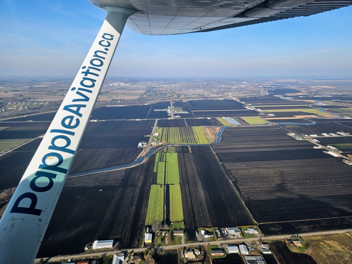 Looking out over the Holland Marsh, with approximately 7,000 acres of rich dark agricultural soil used for growing onions, carrots, and many other vegetable crops.
.
PappleAviation.ca
.
#hollandmarsh #ontarioag #ontariovegetables