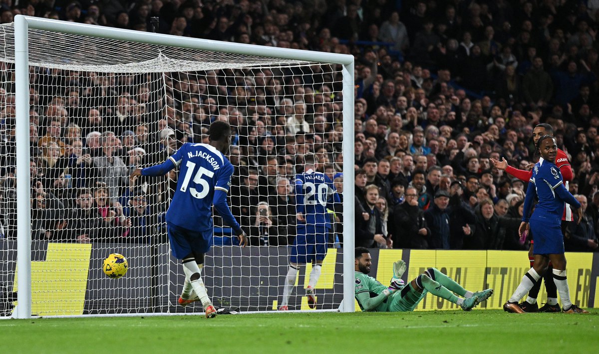 ChelseaFC's tweet photo. Right place, right time! 👏

#CFC | #CheShu https://t.co/9TEyPkgkIX