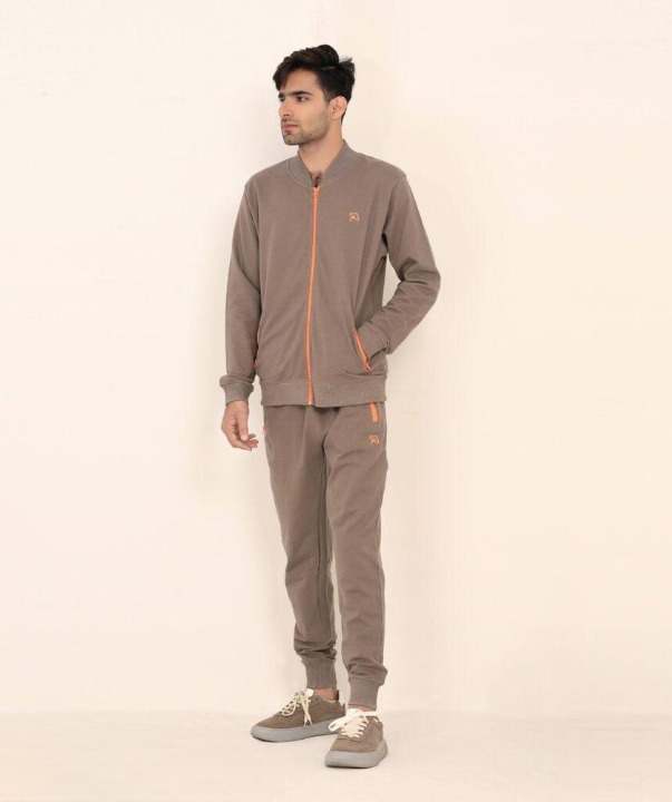 QIOSPOfficial's tweet photo. 2 Pcs Men's Stitched Cotton Terry Track Suit
Price: 2900
For Order WhatsApp
0340 0147375
#Boy #Boys #Boywear #Men #Man #Manwear #Menwear #Winter #Track #tracksuit #suit #Suits #tracksuits #clothingbrand #Shopping #shopinstore #shoppingtime #shoppingday #shoppingonline #Pakistan https://t.co/r06EO1EuZx