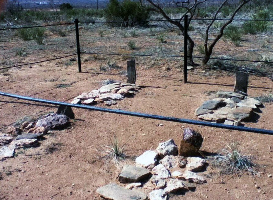 TracesofTexas's tweet photo. I hope y'all find this as interesting as I did. This photo was sent in by Traces of Texas reader Chris Hogg. It is of four unidentified graves that he ran across a few years ago while working on a ranch in the oil fields of southeastern Howard County.

The graves belong to a woman and three children who died of cholera while traveling with a wagon train in the mid 1800's. Their names have long since faded from the sandstone used as headstones and nobody knows who they were. But that hasn't kept the ranch from maintaining the graves for well over 100 years now. They built a fence around it and they keep the weeds down.

Just Texans being Texans. Makes me proud to live here. It kind of brings a little lump to my throat, thinking of these people and the way they lived and the suffering and how they've been cared for all these years by folks who never knew them. Thanks to Chris for sending this to me!