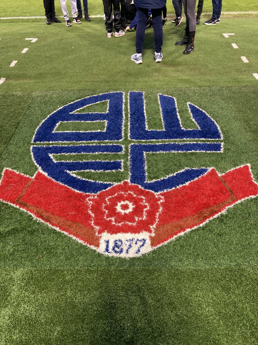 BSGDSport's tweet photo. FOOTBALL⚽️
Our U13 football team are enjoying a complimentary afternoon at @OfficialBWFC 

In addition to watching the game they were presented with their trophy 🏆 as winners of the first round of the @EFL utilita cup.

They progress into the regional finals in the new year 💪 https://t.co/qgqBTF4Dyv