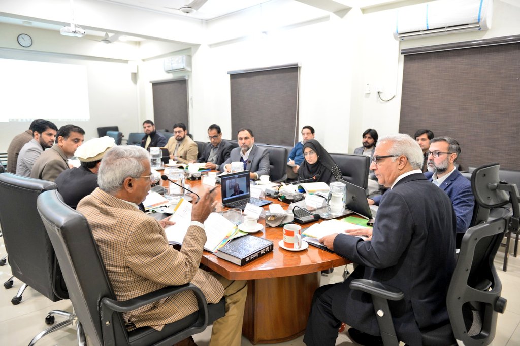 SwabiUniversity's tweet photo. The Syndicate of the #UniversityOfSwabi held its meeting today. The Vice Chancellor chaired the meeting. https://t.co/FAO9rEgVGA