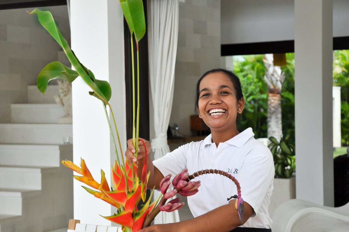 Embark on a journey of instant morning happiness at #villabossibali! Picture waking up to the charm of alang-alang thatch roofs, embraced by the sweet fragrance of frangipani trees, and greeted with endless smiles from our incredible staff villabossibali.com #bali #lovina