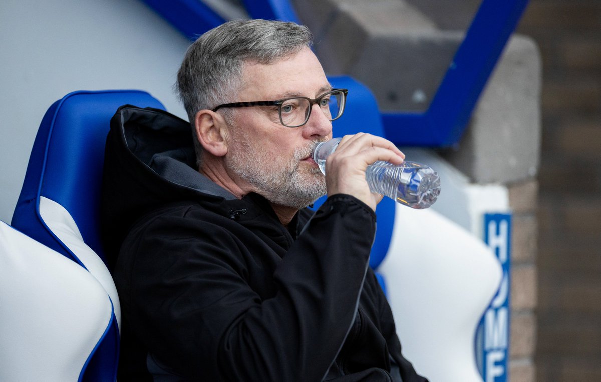 EdLiveSport's tweet photo. GOAL!! 

Graham Carey fires the opening goal of the game for the hosts in Perth 

St Johnstone 1 Hibs 0 https://t.co/YdHUlHGZIN