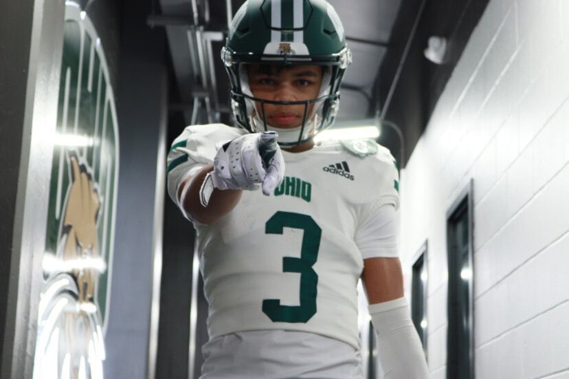 JT Haskins (@jthaskins3) on Twitter photo I will be signing Monday (18th) at 3:45 in the Bryan Station Auditorium, all are welcome to attend 🟢⚪️ <a href="/OhioFootball/">Ohio Football</a> I will be signing Monday (18th) at 3:45 in the Bryan Station Auditorium, all are welcome to attend 🟢⚪️ <a href="/OhioFootball/">Ohio Football</a>