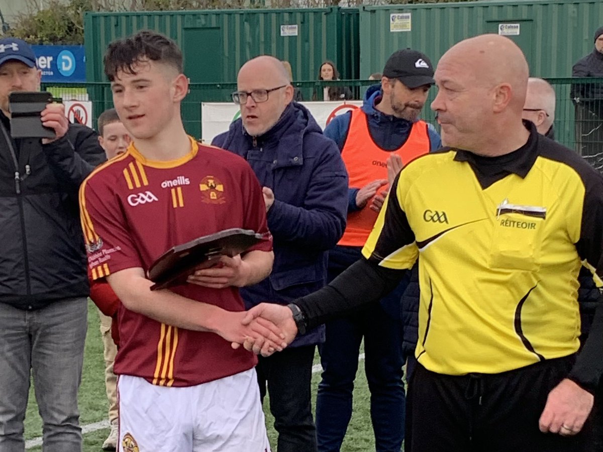 plunketts_ie's tweet photo. Two weeks in a row for the u16 boys. Today they scored 4 great goals to beat @OfficialSylsGAA in the U16A🛡️Shield final. It was a great game and players, coaches and parents were delighted to get the win. Fitting sign off to u16!! Thanks to the u15’s again for their support. 👏👏 https://t.co/Lhp2ovRgLr
