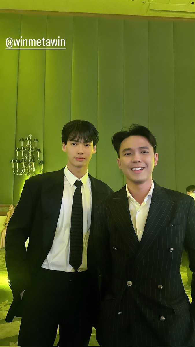 pqtimxh's tweet photo. น้องวินคอนเนคชั่นฉ่ำมากกก!!! เดินสายงานเเต่งไม่หยุดไม่หย่อน รันทุกวงการของจริง! ไม่อยากคิด ถ้างานเเต่งน้องคนจะเยอะขนาดไหน😁#winmetawin https://t.co/cbgqLM30td
