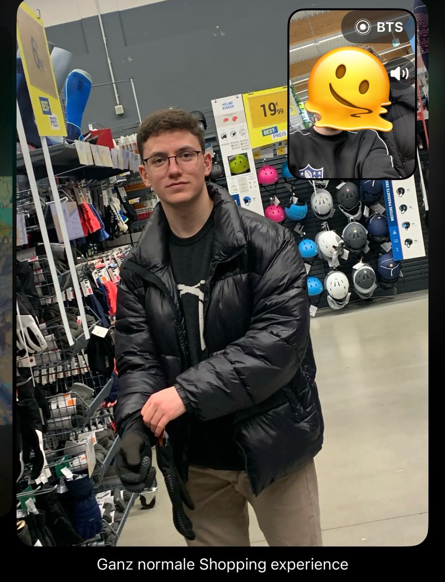 Waren heute Morgen frühstücken und danach noch einkaufen (wenn ihr wüsstet was unter dem Sticker passiert ist ohoh)